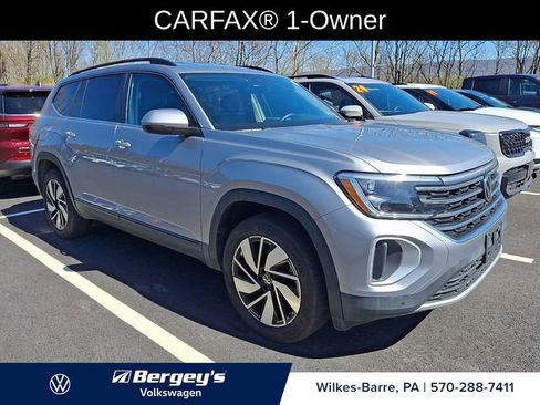 Certified 2025 Volkswagen Atlas SE AWD/4WD image 3