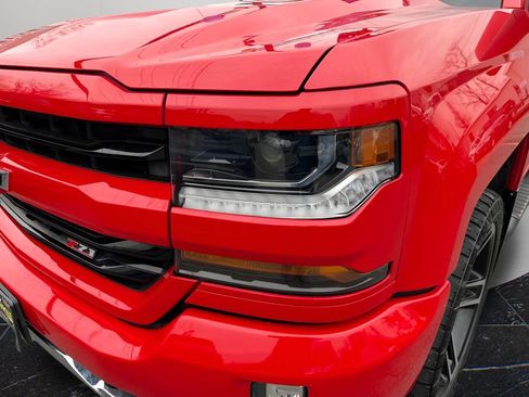 Used 2019 Chevrolet Silverado 1500 LT w/ LPO, Black Pack image 10