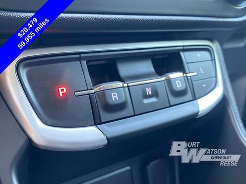 Used 2024 GMC Terrain SLE FWD image 26