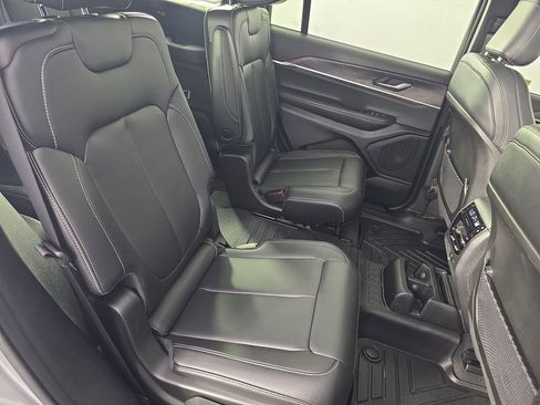 Used 2025 Jeep Grand Cherokee L Limited RWD image 35