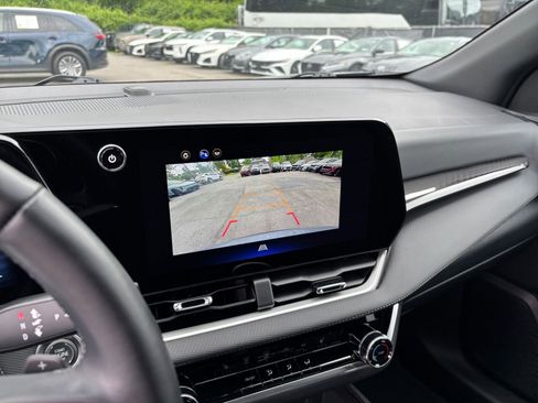 Used 2025 Chevrolet Equinox LT FWD image 23