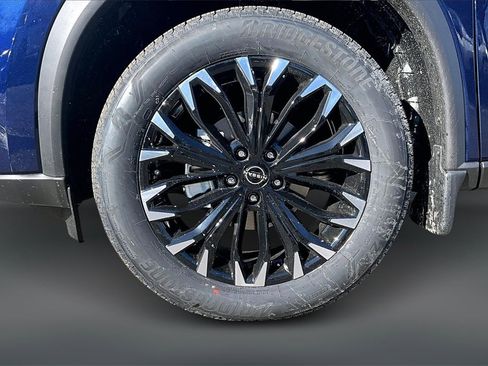 New 2026 Nissan Rogue Dark Armor image 13