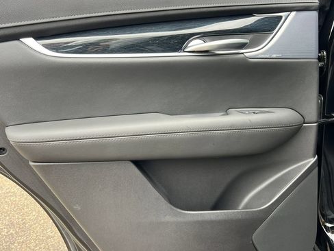 Certified 2024 Cadillac XT5 Premium Luxury AWD/4WD image 37
