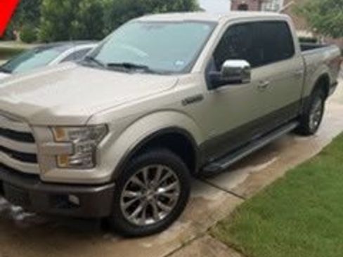 Used 2017 Ford F150 Lariat AWD/4WD image 4