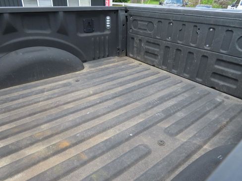 Used 2016 Ford F150 XLT w/ Equipment Group 302A Luxury image 16