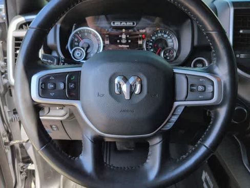 Used 2022 RAM 1500 Big Horn AWD/4WD image 22