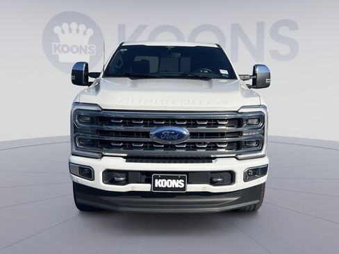 Used 2024 Ford F250 Platinum w/ FX4 Off-Road Package AWD/4WD image 19