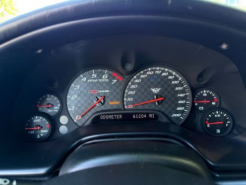 Used 2002 Chevrolet Corvette Z06 w/ Memory Pkg RWD image 42