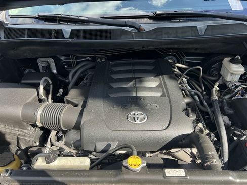 Used 2015 Toyota Tundra 1794 Edition image 27