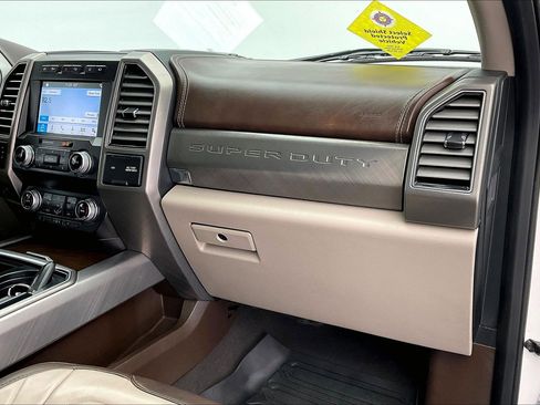 Used 2019 Ford F250 Limited image 15