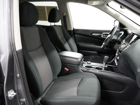 Used 2020 Nissan Pathfinder S AWD/4WD image 29
