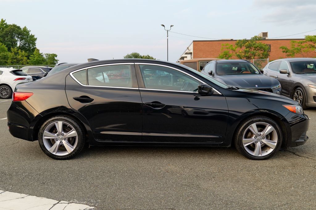 Used 2015 Acura ILX w/ Premium Package FWD image 8