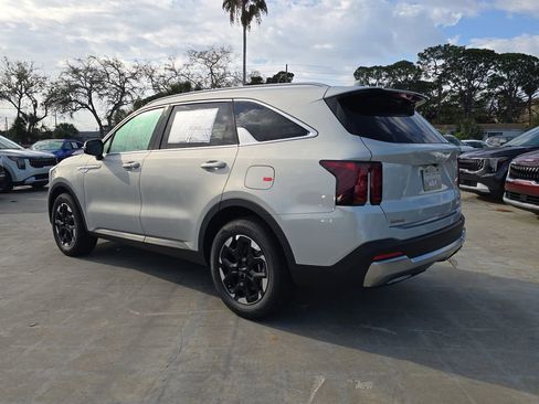 New 2026 Kia Sorento S FWD image 6