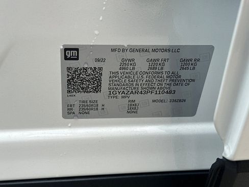 Used 2023 Cadillac XT4 Luxury w/ Cold Weather Package FWD image 40