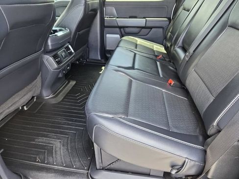 Used 2024 Ford F150 Lariat AWD/4WD image 30
