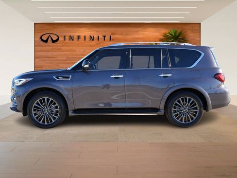 Certified 2023 INFINITI QX80 Premium Select w/ All-Season Package image 4