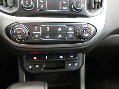 Certified 2021 Chevrolet Colorado LT w/ LT Convenience Package AWD/4WD image 7
