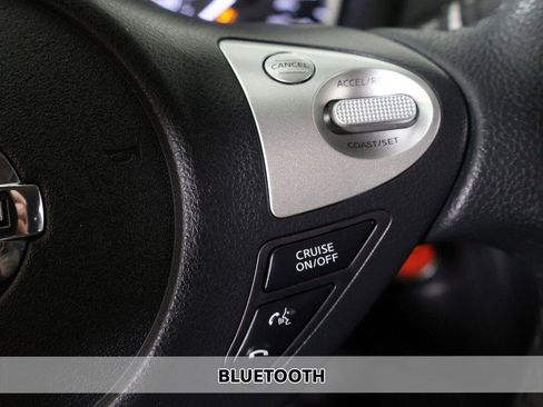 Used 2018 Nissan Sentra SV image 3