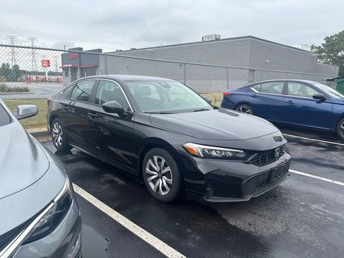Used 2025 Honda Civic LX image 1