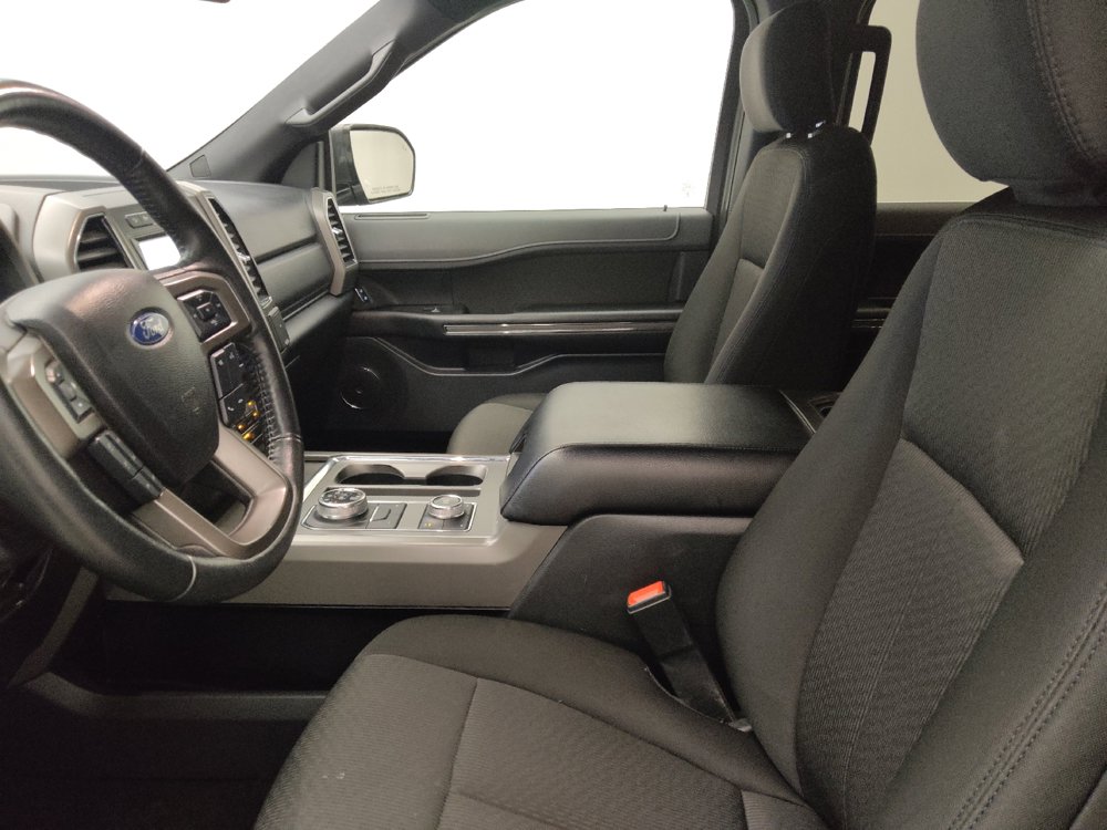 Used 2020 Ford Expedition XLT AWD/4WD image 17