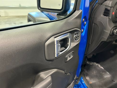 New 2026 Jeep Wrangler Rubicon image 14