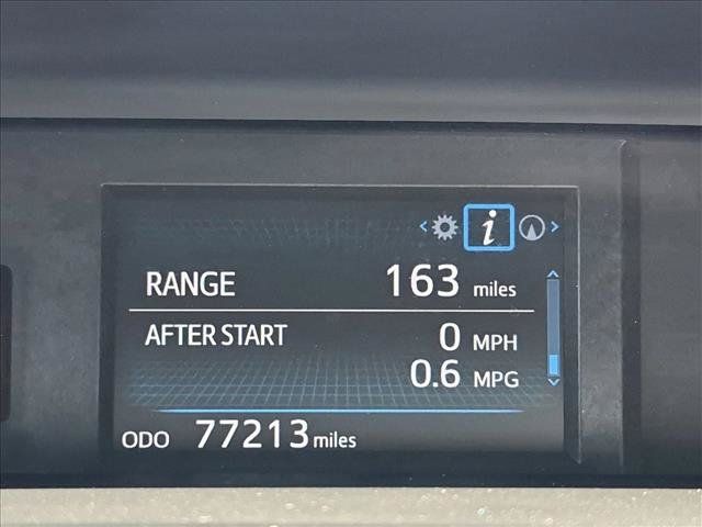 Used 2015 Toyota Prius V Four FWD image 11