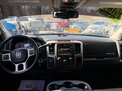 Used 2016 RAM 2500 Laramie image 10