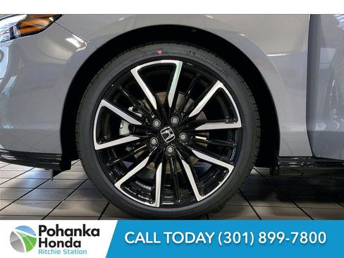 New 2025 Honda Accord Hybrid Touring image 15