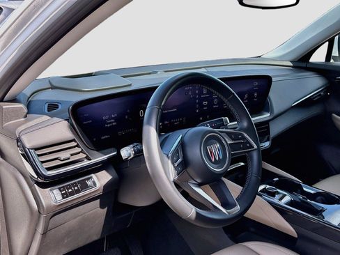 Used 2024 Buick Envision Preferred AWD/4WD image 9