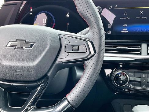 New 2026 Chevrolet Trax RS w/ Sunroof Package FWD image 20