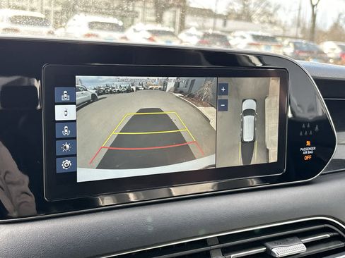 Used 2021 Hyundai Palisade Calligraphy image 16