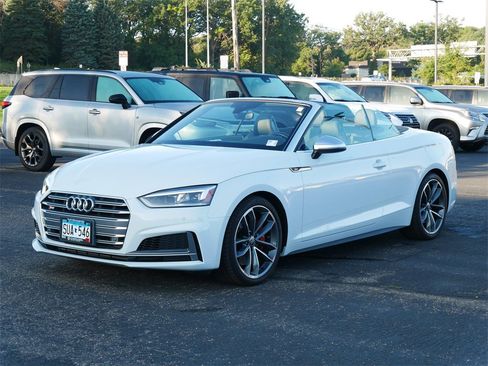 Used 2018 Audi S5 Premium Plus w/ Navigation Package image 2