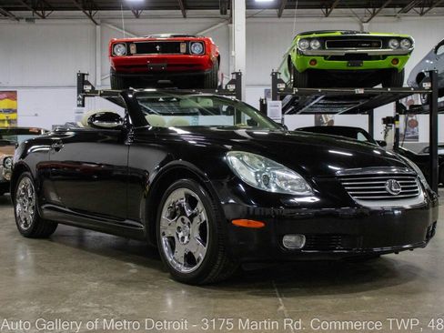Used 2004 Lexus SC 430 Convertible RWD image 11