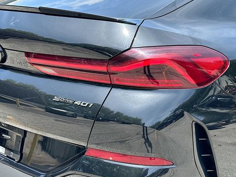 Used 2021 BMW X6 sDrive40i w/ M Sport Package RWD image 24