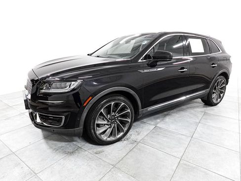 Used 2020 Lincoln Nautilus Reserve AWD/4WD image 3