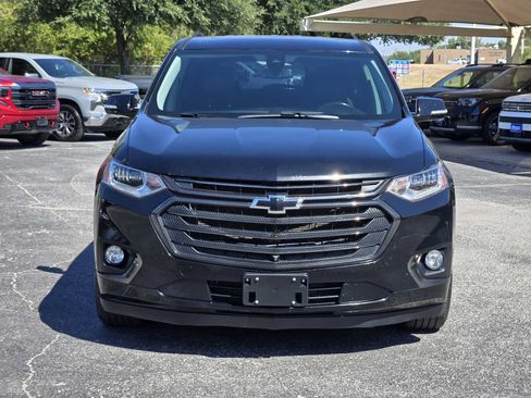Used 2020 Chevrolet Traverse Premier w/ Redline Edition FWD image 2