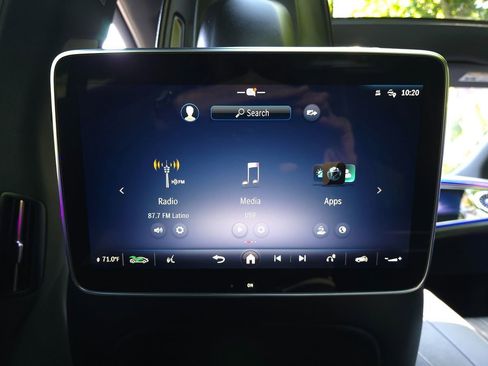 Used 2023 Mercedes-Benz EQS 580 4MATIC SUV w/ Pinnacle Trim Package image 20