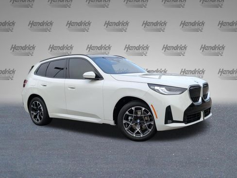 Used 2026 BMW X3 xDrive30i w/ M Sport Package AWD/4WD image 2