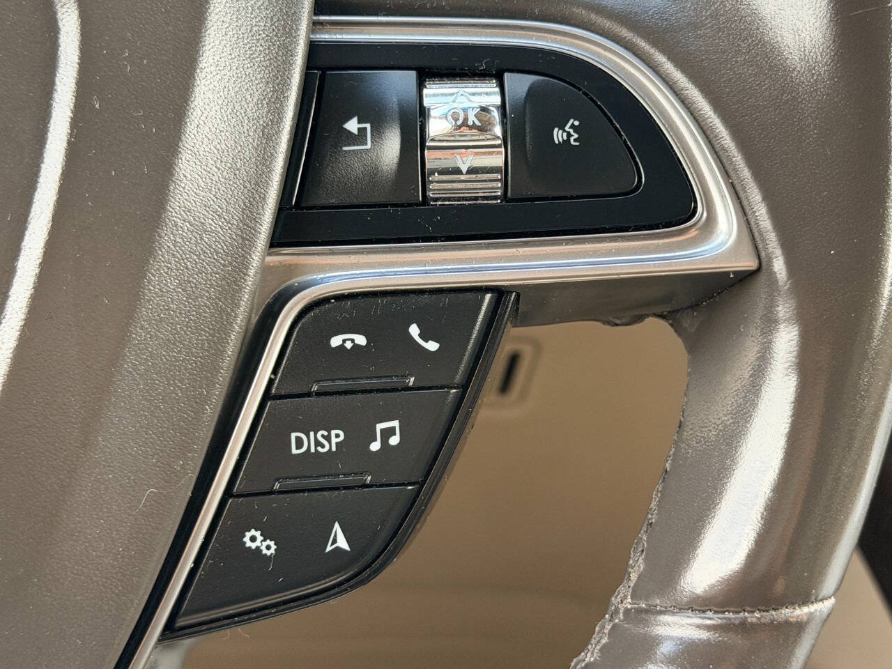 Used 2020 Lincoln Nautilus Reserve w/ Equipment Group 201A AWD/4WD image 37