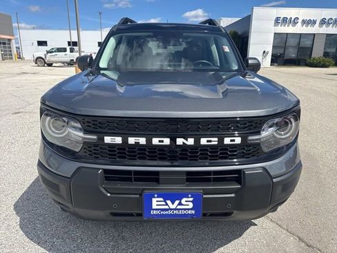 Used 2025 Ford Bronco Sport Outer Banks w/ Outer Banks Tech Package+ AWD/4WD image 2