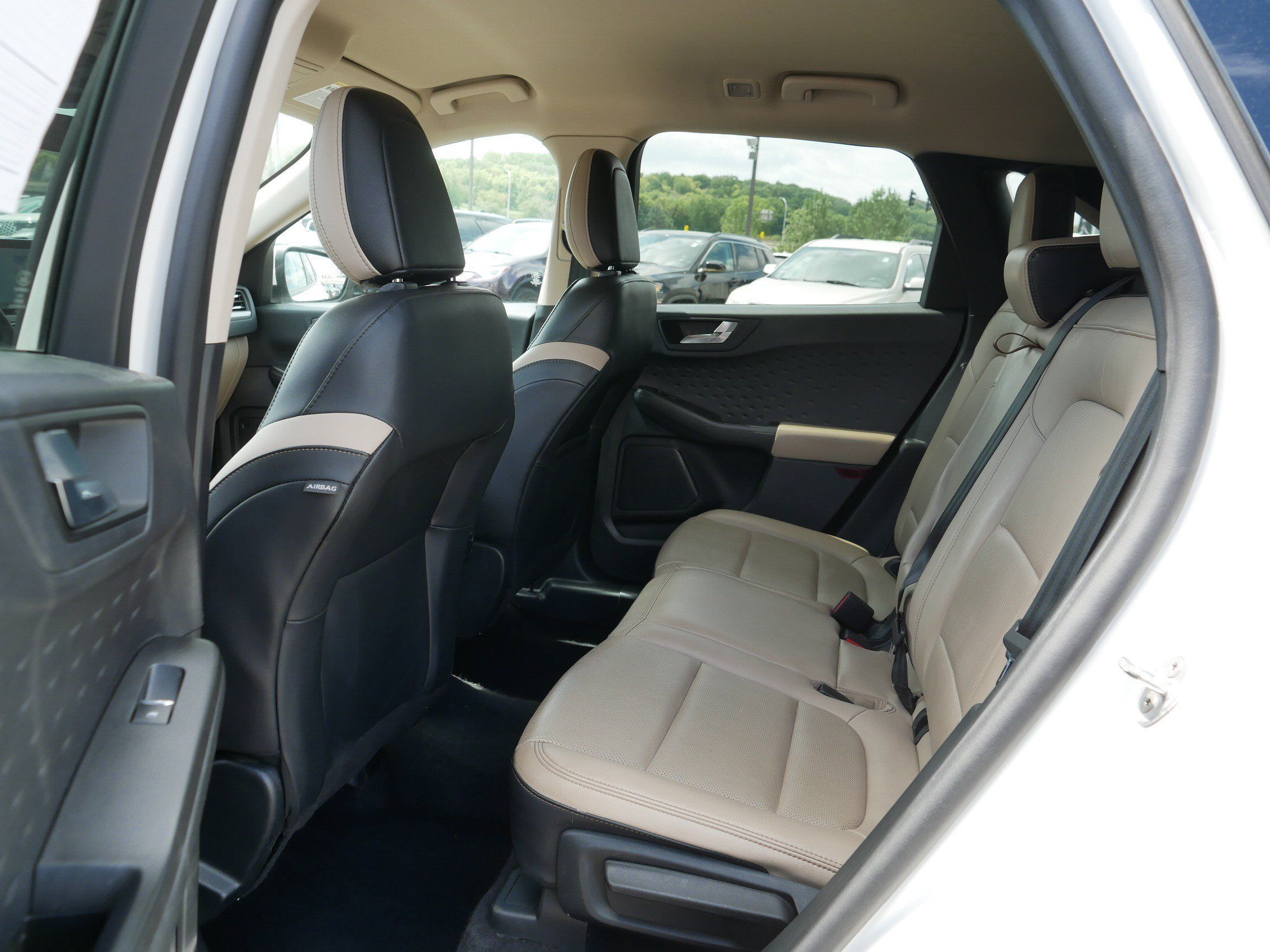Used 2020 Ford Escape SEL AWD/4WD image 16
