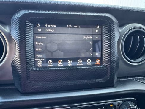 Used 2023 Jeep Wrangler Unlimited w/ Cold Weather Group AWD/4WD image 15