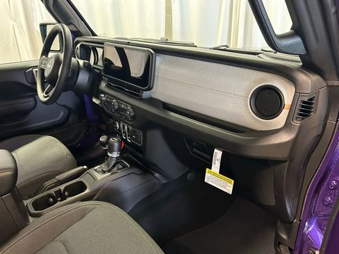 New 2026 Jeep Wrangler Sport AWD/4WD image 21