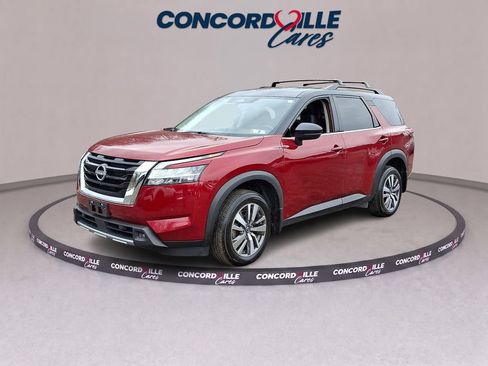 Certified 2023 Nissan Pathfinder SL AWD/4WD image 4