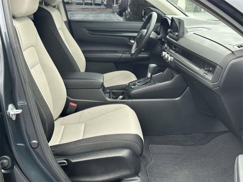 Certified 2023 Honda CR-V EX image 6