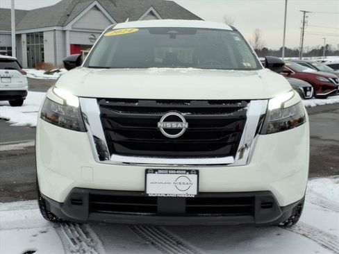 Certified 2024 Nissan Pathfinder S image 27