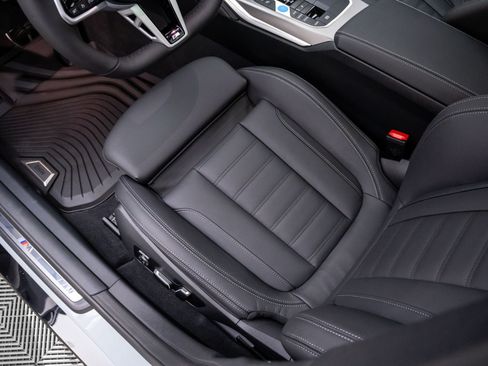 New 2026 BMW i4 xDrive40i w/ M Sport Package AWD/4WD image 16