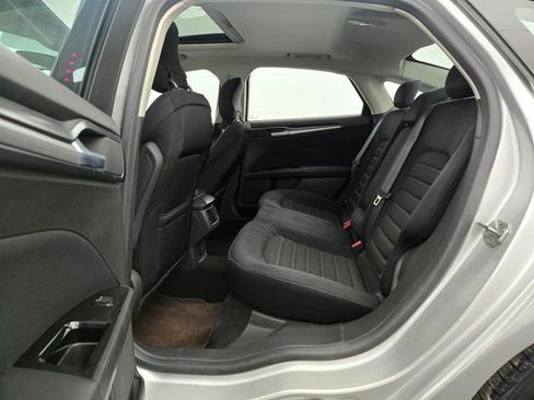 Used 2014 Ford Fusion SE image 31