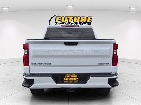 Certified 2024 Chevrolet Silverado 1500 Custom image 9
