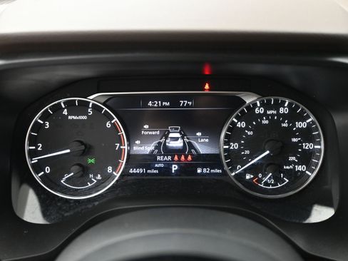 Used 2021 Nissan Rogue SV image 10